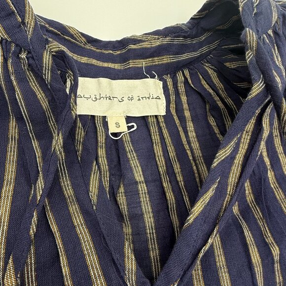 Daughters of India Poet Blouse - Picture 4 of 6